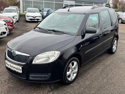 Schwarz Gebraucht 2009 Skoda Roomster Plus Edition Van / Kleinbus | 5.299 € (Teuer)