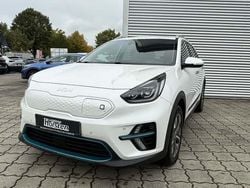Weiß Gebraucht 2022 Kia e-Niro 3 SUV | 20.850 € (Superpreis)