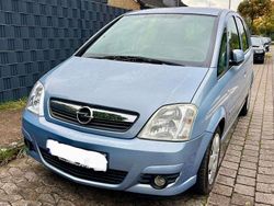 Blau Gebraucht 2007 Opel Meriva Cosmo Van / Kleinbus | 2.999 € (Guter Preis)