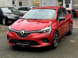 Rot Gebraucht 2021 Renault Clio V Intens Limousine | 12.900 € (Fairer Preis)