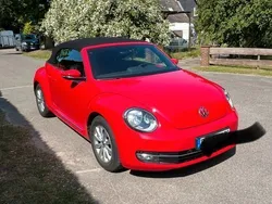 Rot Gebraucht 2014 VW Beetle Design Cabrio | 19.950 € (Teuer)