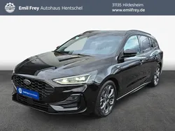 Schwarz Gebraucht 2023 Ford Focus ST-Line Kombi | 22.900 € (Guter Preis)