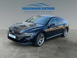 Deep black perleffekt (metallic) Gebraucht 2023 VW Arteon R-line Coupé | 38.790 € (Fairer Preis)