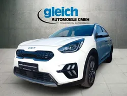 Weiß Gebraucht 2022 Kia Niro SUV | 25.490 € (Fairer Preis)