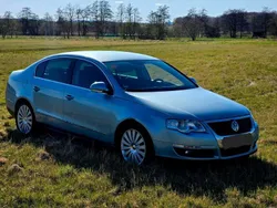 Blau Gebraucht 2005 VW Passat Comfortline Limousine | 1.999 € (Guter Preis)