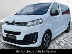 Weiß Gebraucht 2024 Citroën Spacetourer Feel Van | 36.970 € (Fairer Preis)