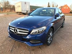 Blau metallic Gebraucht 2014 Mercedes C220 Limousine | 22.000 €