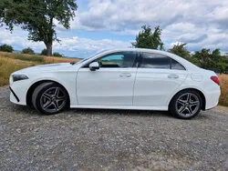 Weiß Gebraucht 2023 Mercedes A200 AMG Limousine | 35.800 € (Teuer)