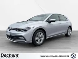 Silber Gebraucht 2022 VW Golf VIII Life Kleinwagen | 19.880 € (Fairer Preis)