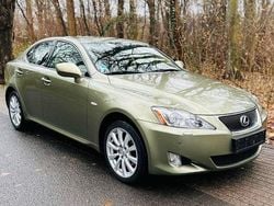 Grau Gebraucht 2007 Lexus IS220d Limousine | 6.800 € (Fairer Preis)