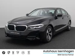 Saphirschwarz metallic475schwarz Gebraucht 2022 BMW 520 Sport Line Limousine | 36.999 € (Guter Preis)
