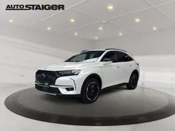 Weiss perlglänzend/metallic lackier Gebraucht 2022 DS Automobiles DS7 Crossback Performance Line Plus SUV | 29.311 € (Superpreis)