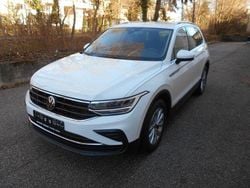 Weiß Gebraucht 2024 VW Tiguan Life SUV | 29.790 € (Superpreis)