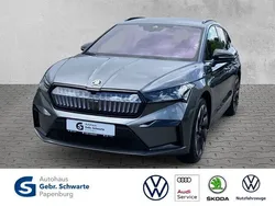 Grau Gebraucht 2024 Skoda Enyaq iV SportLine SUV | 50.880 € (Superpreis)