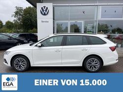 Weiß Gebraucht 2022 Skoda Octavia Kombi | 27.170 € (Fairer Preis)