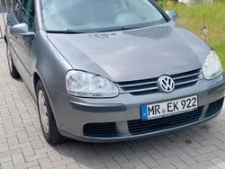 Grau Gebraucht 2005 VW Golf IV Comfortline Limousine | 2.260 € (Fairer Preis)