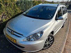 Silber Gebraucht 2004 Peugeot 307 Tendance Kombi | 3.290 € (Etwas zu teuer)