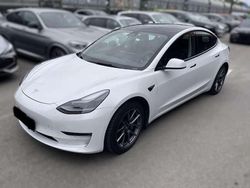 White pearl Gebraucht 2021 Tesla Model 3 Limousine | 29.985 € (Fairer Preis)