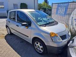 Silber Gebraucht 2006 Renault Modus Van / Kleinbus | 1.250 € (Fairer Preis)