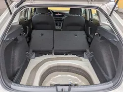 Grau Gebraucht 2023 VW Taigo Life SUV | 21.550 € (Guter Preis)