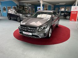 Grau Gebraucht 2017 Mercedes GLA200 SUV | 18.700 € (Fairer Preis)