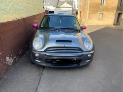 Grau Gebraucht 2003 Mini Cooper S Kleinwagen | 2.200 € (Teuer)