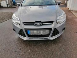 Andere farben Gebraucht 2011 Ford Focus Limousine | 3.600 € (Fairer Preis)
