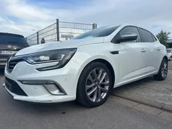 Weiß Gebraucht 2018 Renault Mégane GT Line GT-Line Limousine | 8.900 € (Fairer Preis)