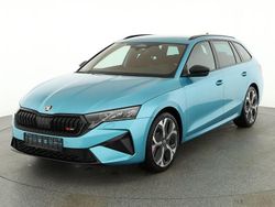 Sea blue metallic Neu 2025 Skoda Octavia RS Kombi | 41.995 € (Fairer Preis)