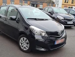 Schwarz Gebraucht 2012 Toyota Yaris Kleinwagen | 14.500 €