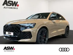 Sakhirgold metallic Neu 2024 Audi RS Q8 Ambiente SUV | 142.890 € (Guter Preis)