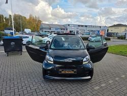 Schwarz Gebraucht 2020 Smart ForTwo Electric Drive Cabrio | 9.750 € (Guter Preis)