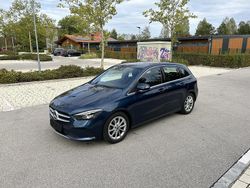 Blau Gebraucht 2019 Mercedes B180 Progressive Van / Kleinbus | 19.800 € (Guter Preis)