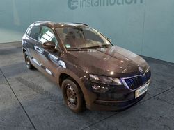 Schwarz Gebraucht 2021 Skoda Karoq Style SUV | 25.670 € (Guter Preis)