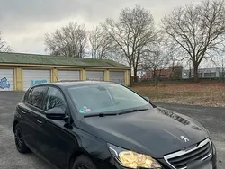 Schwarz Gebraucht 2013 Peugeot 308 Limousine | 7.800 €
