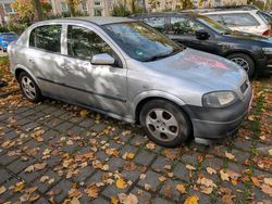 Silber Gebraucht 2003 Opel Astra Njoy Limousine | 2.000 € (Fairer Preis)