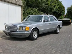 Grau Gebraucht 1985 Mercedes 500 Limousine | 14.999 €