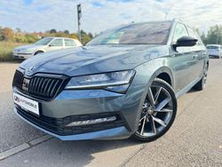 Grau Gebraucht 2022 Skoda Superb SportLine Kombi | 23.999 € (Superpreis)