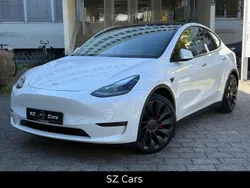 Weiß Gebraucht 2022 Tesla Model Y Performance SUV | 35.800 € (Guter Preis)