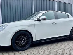 Weiß Gebraucht 2011 Alfa Romeo Giulietta Kleinwagen | 10.590 €