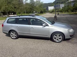 Silber Gebraucht 2009 VW Passat Kombi | 3.000 € (Guter Preis)