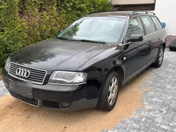 Schwarz Gebraucht 2002 Audi A6 Kombi | 2.000 €