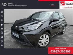 Schwarz Gebraucht 2024 Toyota Aygo Business Edition Kleinwagen | 15.490 € (Etwas zu teuer)