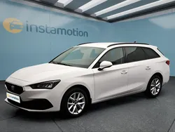 Weiß Gebraucht 2021 Seat Leon ST Kombi | 18.849 € (Fairer Preis)