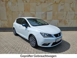 Weiß Gebraucht 2015 Seat Ibiza CONNECT Limousine | 7.490 € (Fairer Preis)