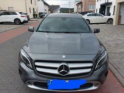 Grau Gebraucht 2015 Mercedes GLA200 SUV | 13.000 € (Guter Preis)