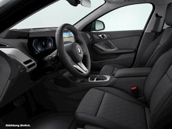 Grau Gebraucht 2024 BMW 120 Kleinwagen | 32.196 € (Fairer Preis)