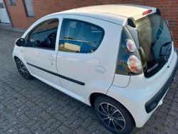 Weiß Gebraucht 2011 Citroën C1 Kleinwagen | 3.700 € (Etwas zu teuer)