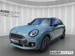 Gruen Gebraucht 2022 Mini Cooper Clubman Untold Edition Kombi | 27.930 € (Teuer)