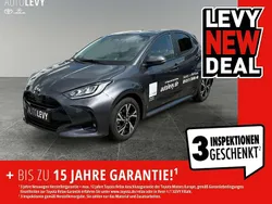 Grey metallic Gebraucht 2024 Toyota Yaris Hybrid Team Kleinwagen | 24.990 € (Etwas zu teuer)